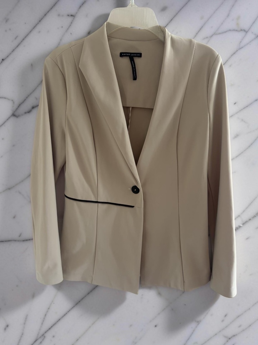 NWOT Sarah Pacini Made in Italy Beige Blazer Jacket w/ Black Trim Details Size M